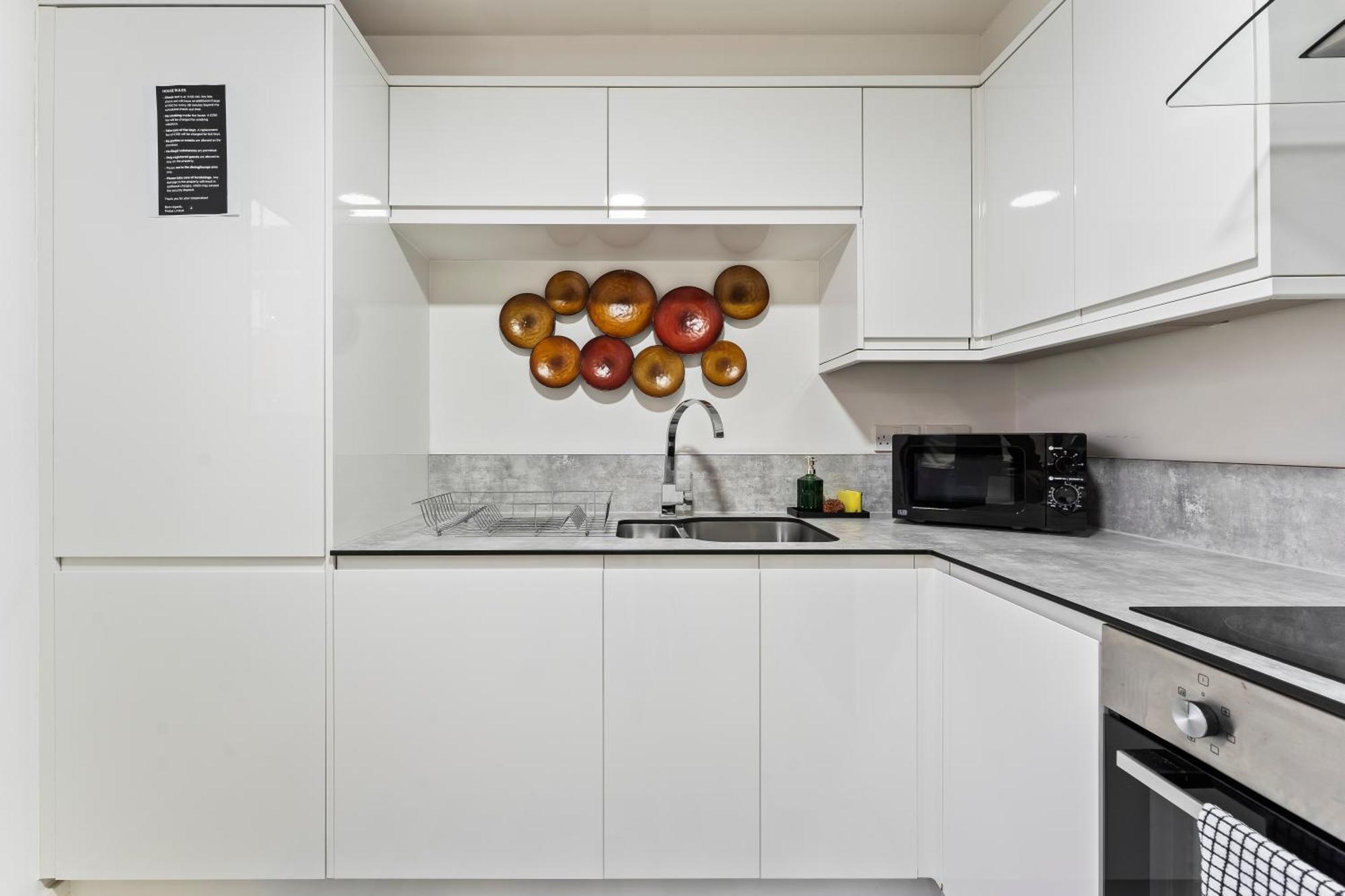 Apartment Bloom Court -sleeps 4-free Parking With Workstation & High-speed Wifi Birmingham